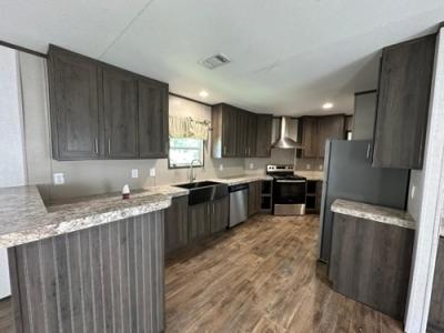 Photo 2 of 4 of home located at 3307 E Plantation Dr La Porte, TX 77571