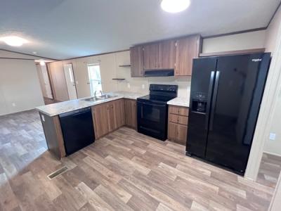 Photo 5 of 15 of home located at 166 Uptain Loop Jasper, AL 35504