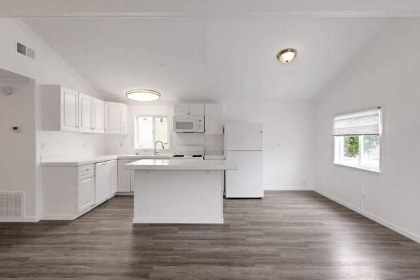 1988 Bay Manufactured Home