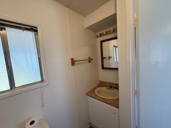 1983 Homette Manufactured Home