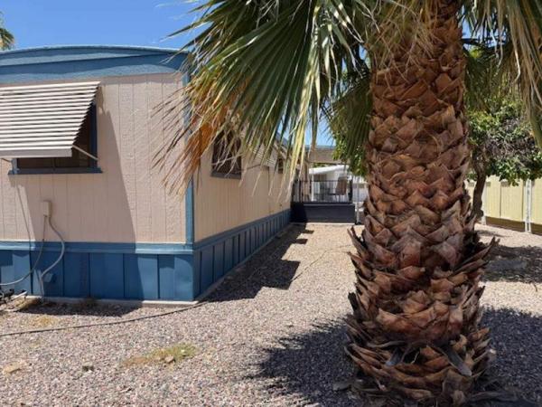 1983 Homette Manufactured Home