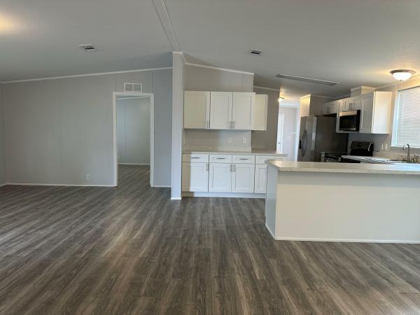 2004 HMMT 51 Mobile Home