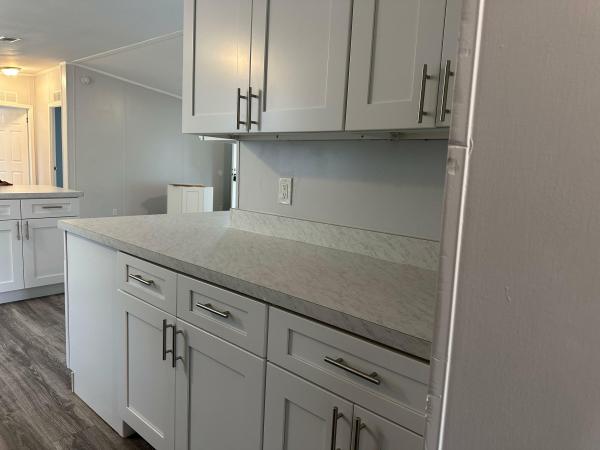 2004 HMMT 51 Mobile Home