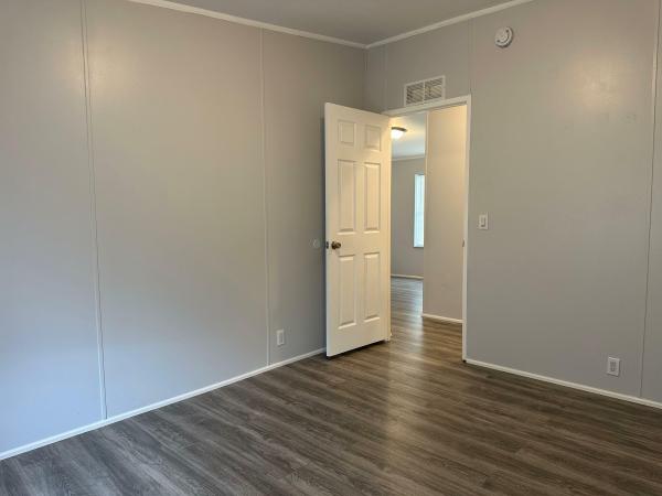 2004 HMMT Mobile Home For Sale