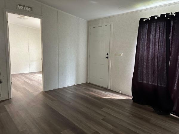 2005 Homes of Merit HS Mobile Home