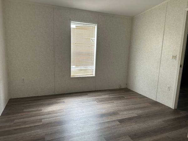 2005 Homes of Merit HS Mobile Home