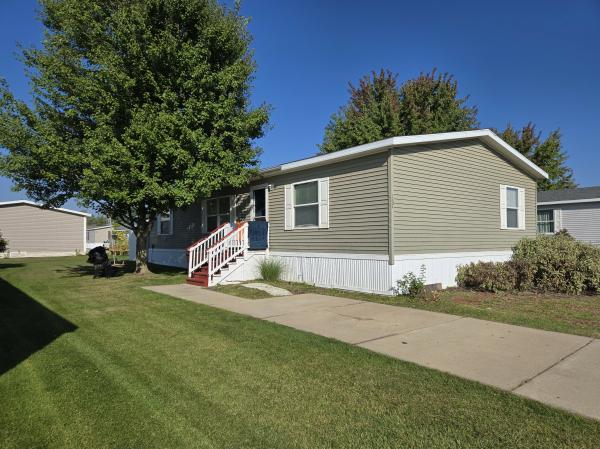 Photo 1 of 2 of home located at 7204 E Grand River Lot 167 Portland, MI 48875