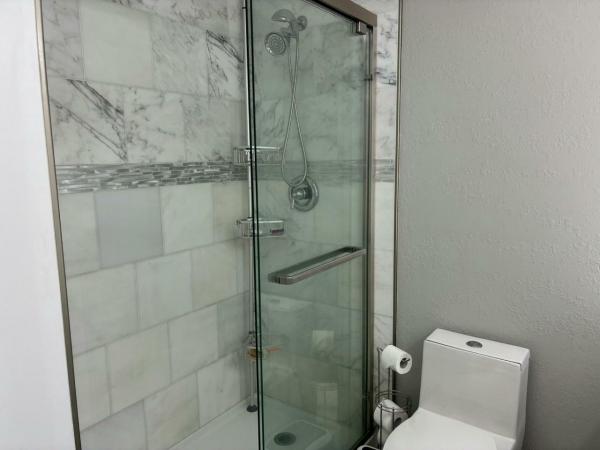 1985 Park HS Manufactured Home