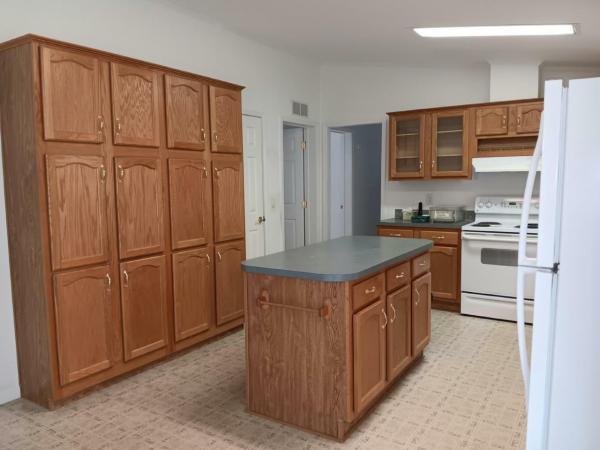 2004 Marlette Schult Smart Buy II 25800  Barrington Manufactured Home