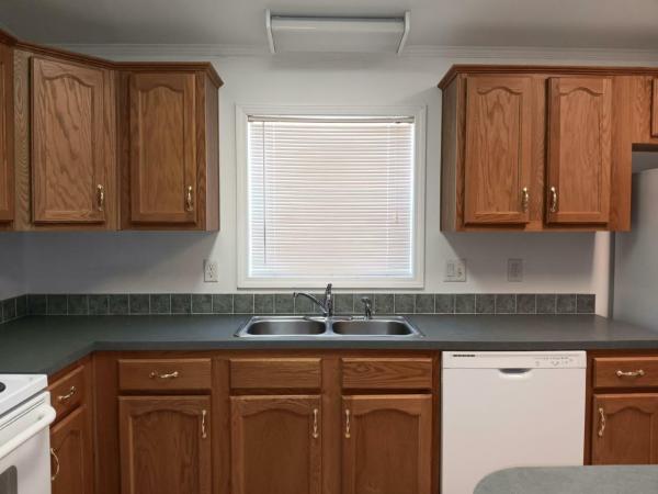 2004 Marlette Schult Smart Buy II 25800  Barrington Manufactured Home