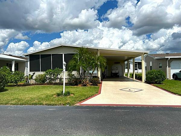 Photo 1 of 2 of home located at 599 Wilderness Circle Sebring, FL 33872