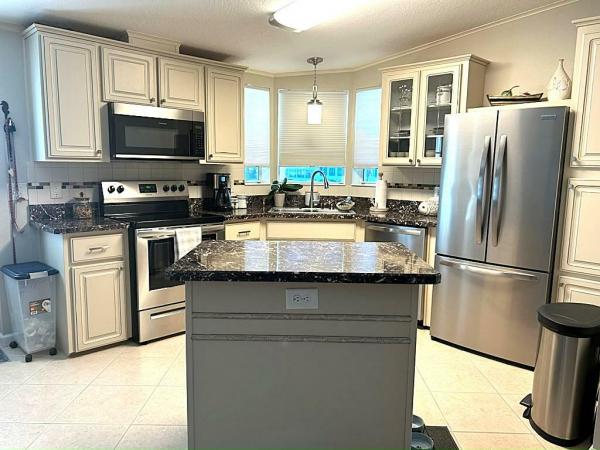 2002 Merit Manufactured Home