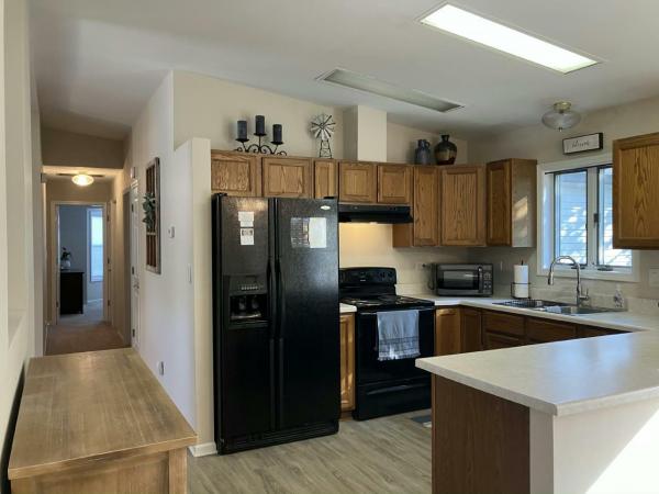 1994 Hitech Secretariat Manufactured Home