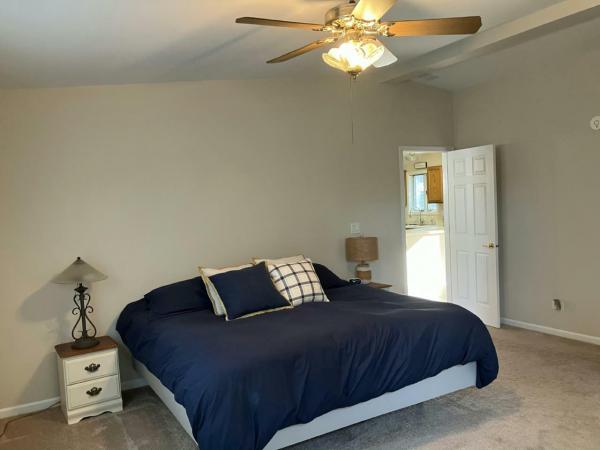 1994 Hitech Secretariat Manufactured Home