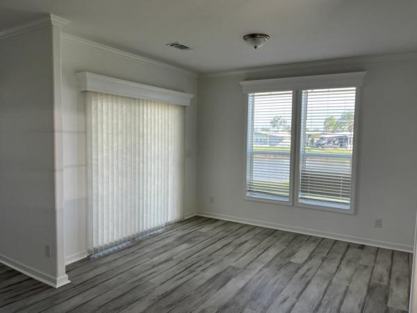 2025 Skyline - Ocala Bal Harbour w/ Den Mobile Home