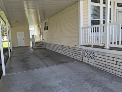 Photo 4 of 20 of home located at 34882 Blue Starling Street Zephyrhills, FL 33541