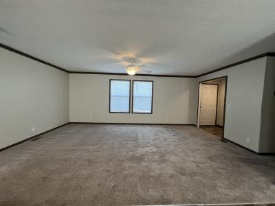 Photo 3 of 11 of home located at 40636 Keyes Ct Sterling Heights, MI 48310