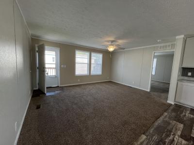 Photo 3 of 10 of home located at 40040 N Cornwall Cir Sterling Heights, MI 48310