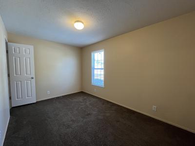 Photo 5 of 9 of home located at 4847 Carlton Rd Sterling Heights, MI 48310