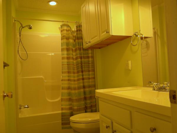 2005 Adrian H8484 Mobile Home