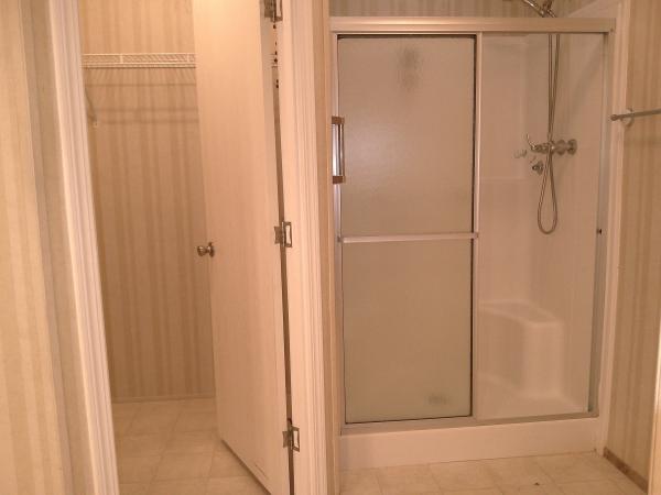 2005 Adrian H8484 Mobile Home