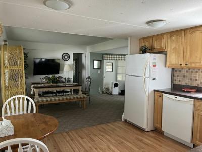 Photo 3 of 11 of home located at 122 Hill Circle Leesburg, FL 34788