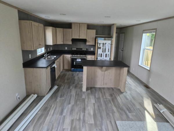 Photo 1 of 2 of home located at 5112 N Fairmount Street #42 Davenport, IA 52806