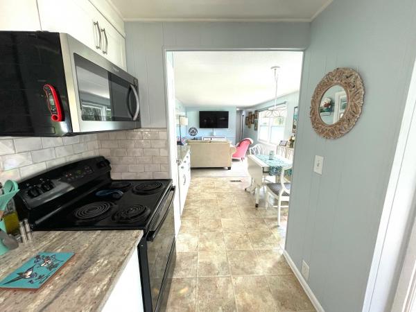 1974 Vindale 68-2-12 Mobile Home