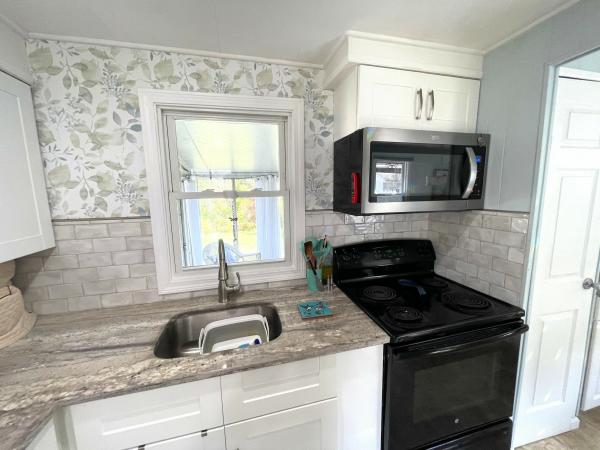 1974 Vindale 68-2-12 Mobile Home