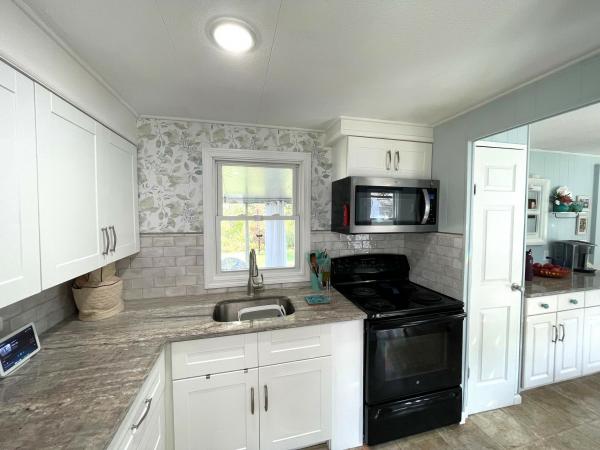 1974 Vindale 68-2-12 Mobile Home