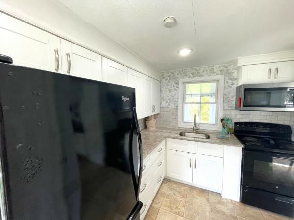 1974 Vindale 68-2-12 Mobile Home