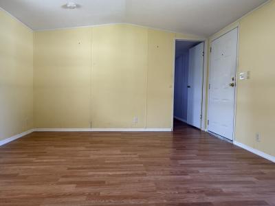 Photo 4 of 13 of home located at 212 Skipper Drive Port Orange, FL 32129