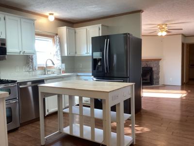 Photo 5 of 22 of home located at 15 Ridgeway Circle Saline, MI 48176