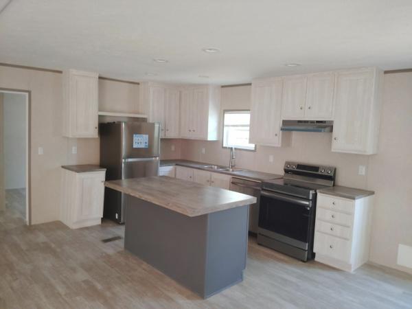 2025 Clayton Homes Inc Legend Mobile Home