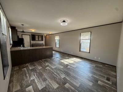Photo 3 of 34 of home located at 11774 Cascade Circle #151 Romeo, MI 48065