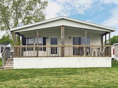 Mobile Home at 1336 Hawkcrest Lane Pontiac Pontiac, MI 48340