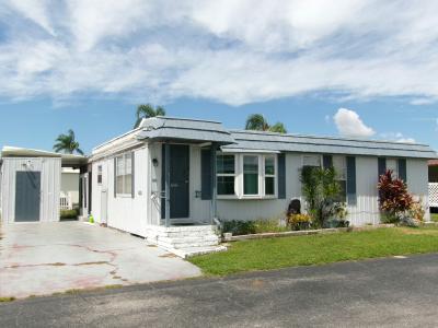 Photo 1 of 3 of home located at 7100 Ulmerton Rd - Lot 910 Largo, FL 33771