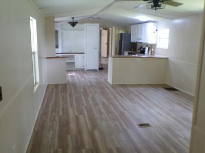 Photo 4 of 13 of home located at 504 Skycrest Drive Plant City, FL 33565