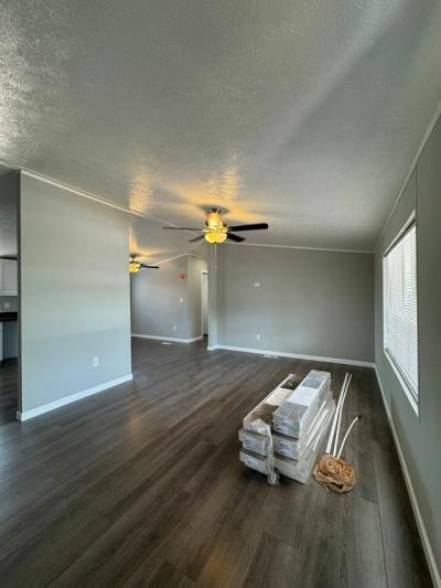 Photo 5 of 21 of home located at 303 East South Mountain Phoenix, AZ 85042