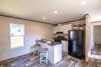 Photo 4 of 19 of home located at 1717 Highwoods Loop #35 Hillsborough, NC 27278