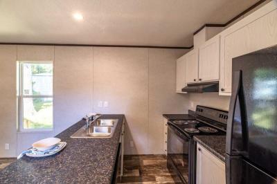 Photo 5 of 19 of home located at 1717 Highwoods Loop #35 Hillsborough, NC 27278