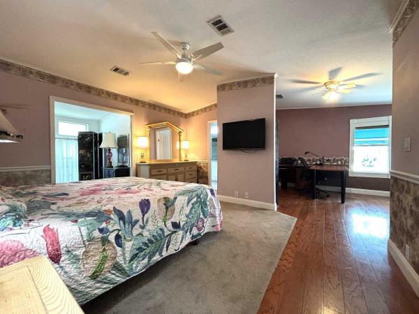 2000 Palm Harbor Mobile Home