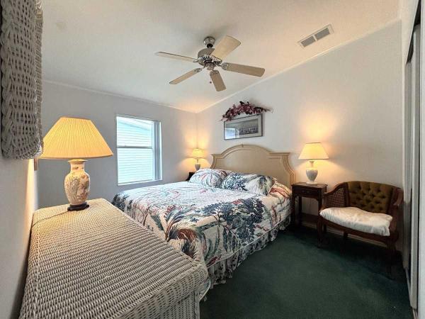 2000 Palm Harbor Mobile Home
