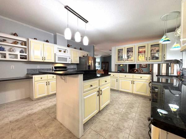 2000 Palm Harbor Mobile Home