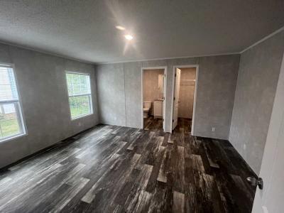 Photo 4 of 15 of home located at 1625 B St. Lot 44 Anderson, IN 46016