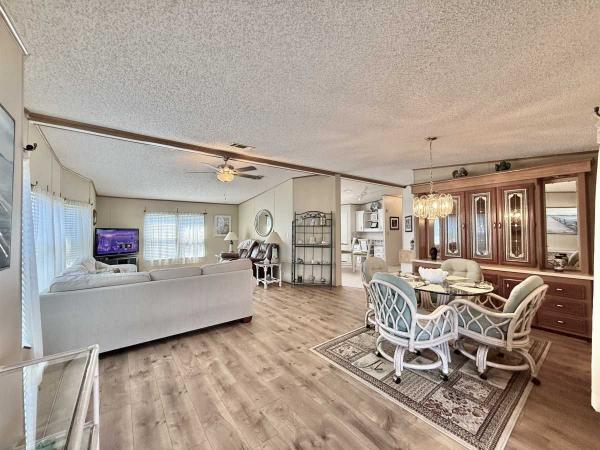 1988 2BA/2BA Mobile Home