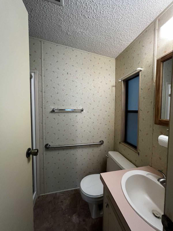 1988 Fleetwood Manufactured Home