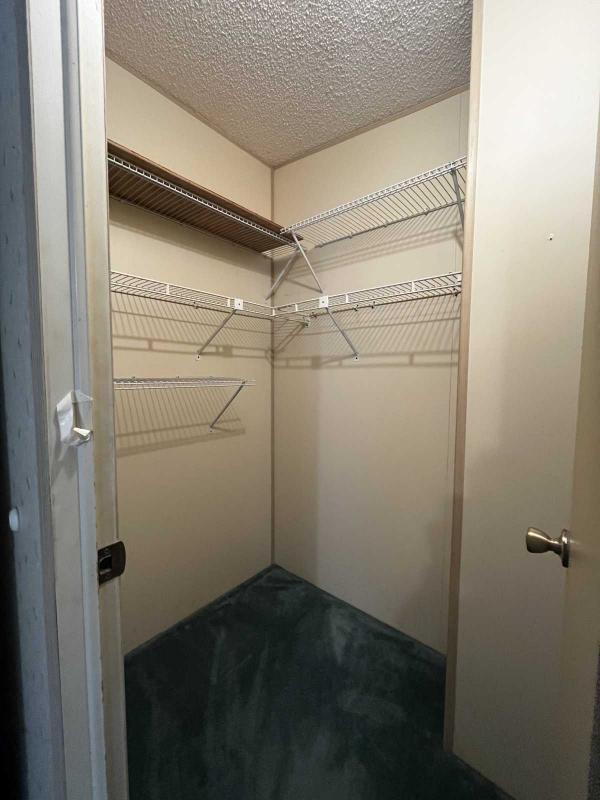 1988 Fleetwood Manufactured Home