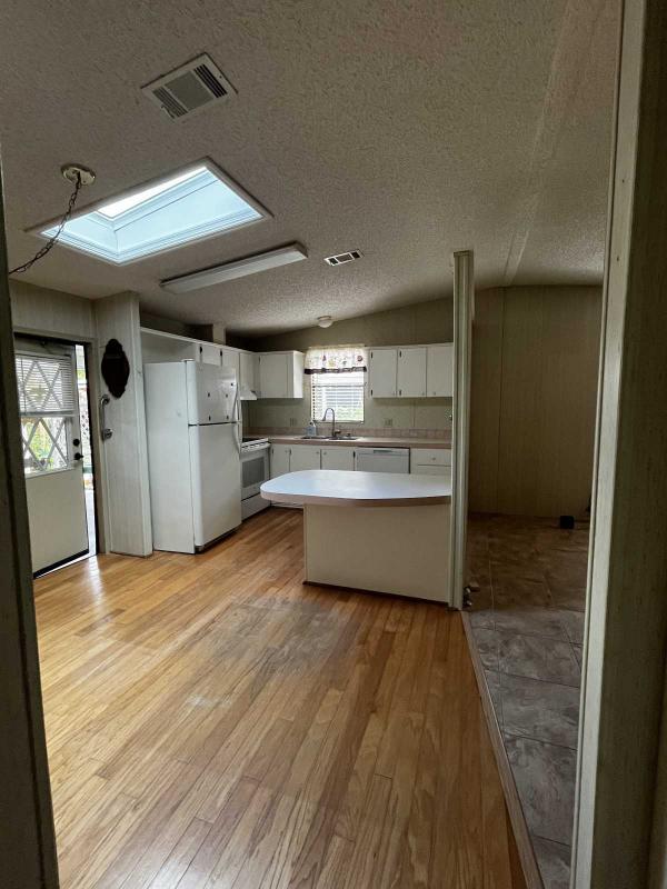1988 Fleetwood Manufactured Home