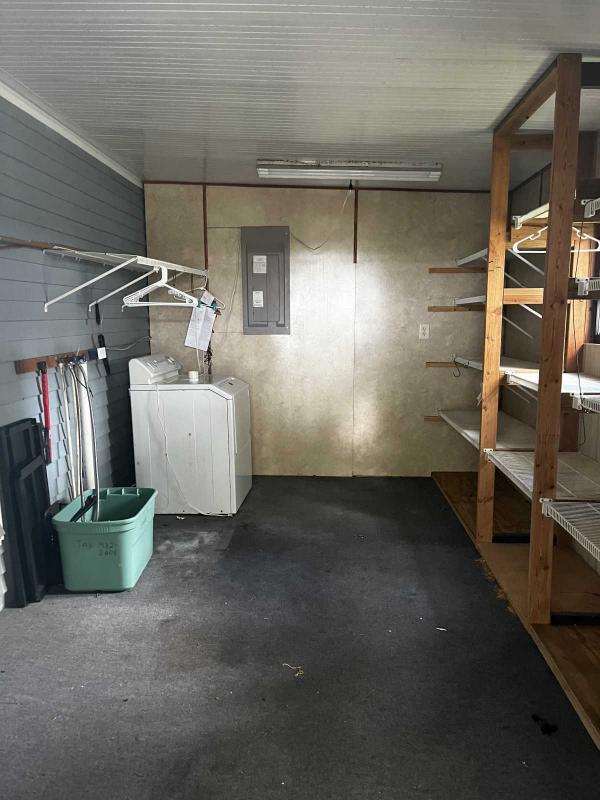 1988 Fleetwood Manufactured Home